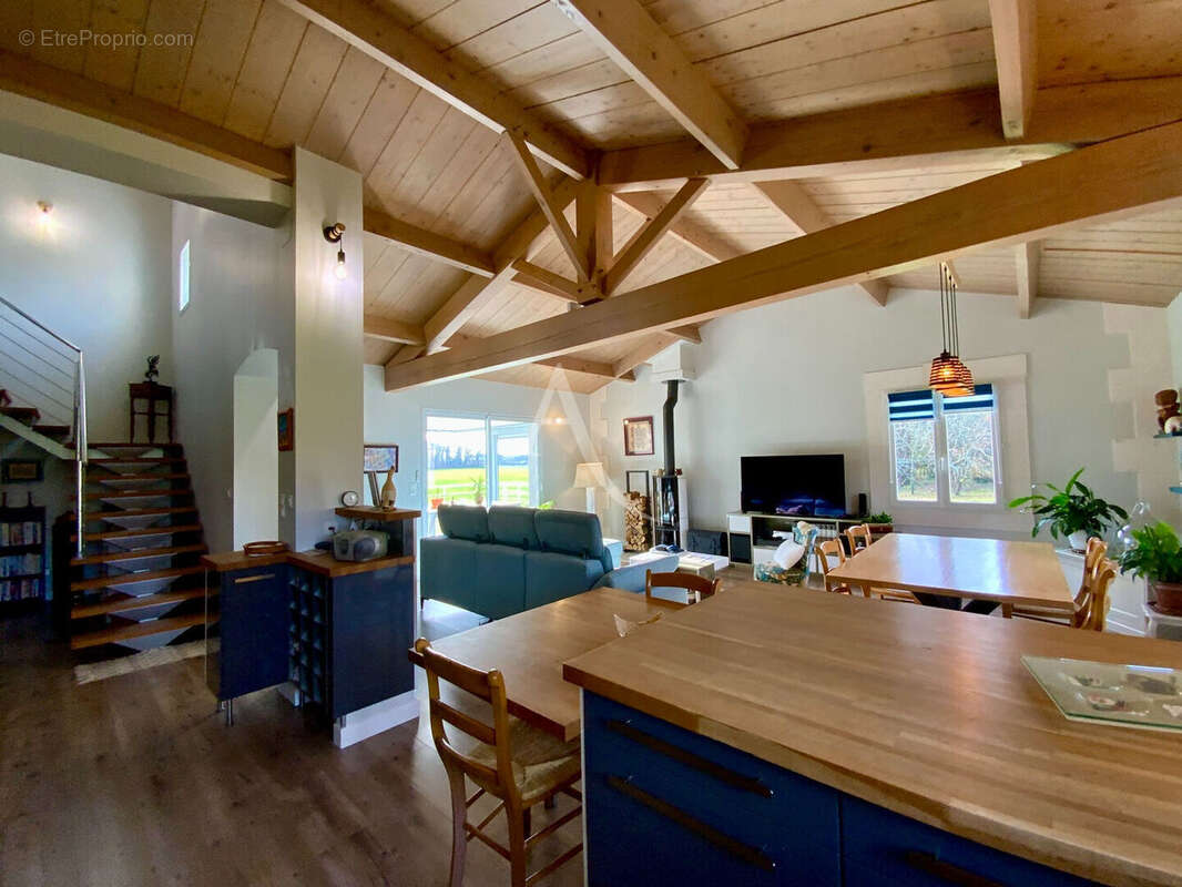 Maison à GUITINIERES