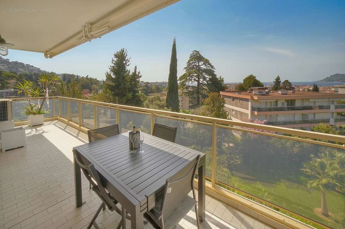 Dernier étage - Cannes - Vue mer - photo 5