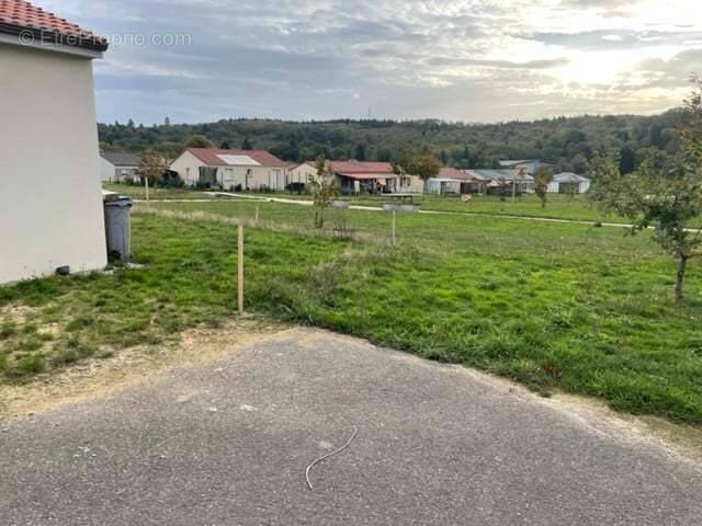 Terrain à CHAMBORET