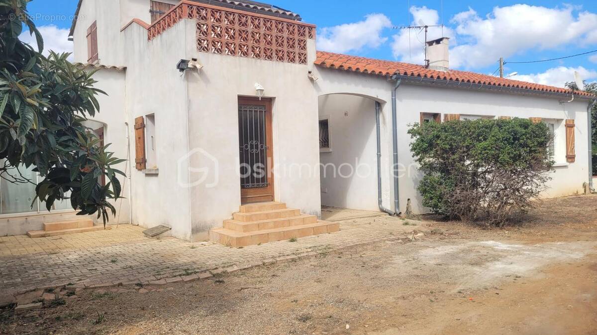Maison à VILLEDAIGNE