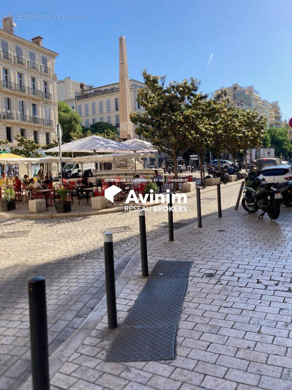 Commerce à MARSEILLE-1E