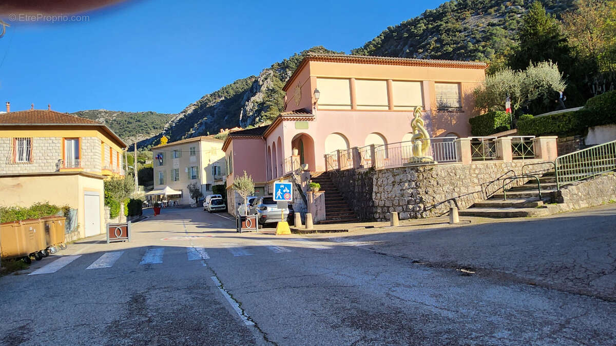 Peillon:  baisse de prix !  terrain a batir, offrant vue degagee, village, ecole et commodites a pied - photo 7