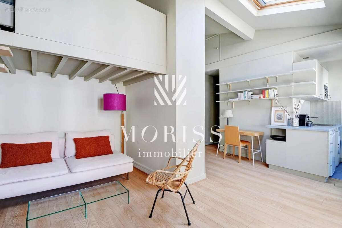 Appartement à PARIS-18E