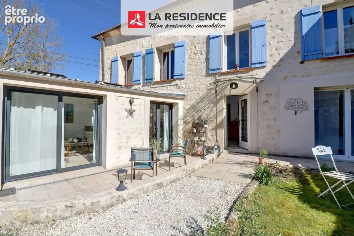 Maison à MAULE