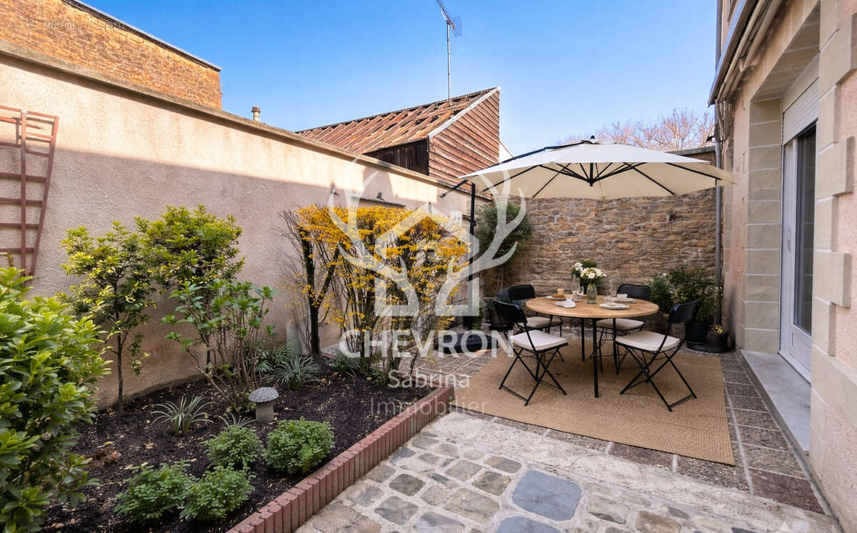 Appartement à CHARLEVILLE-MEZIERES