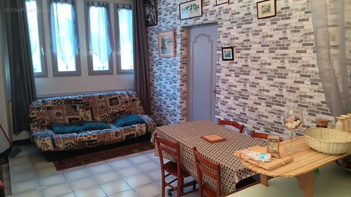 Appartement à SAINT-BEAT