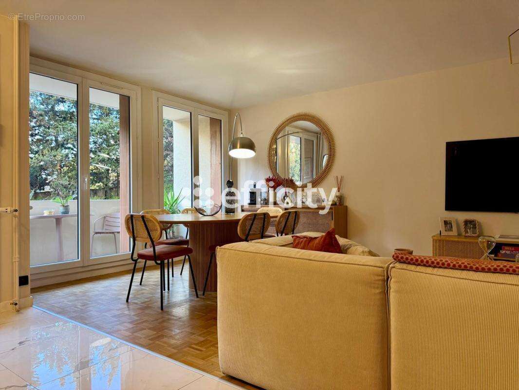 Appartement à MARSEILLE-12E