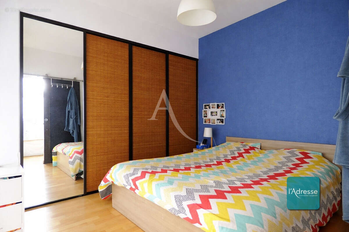 Appartement à CHARENTON-LE-PONT