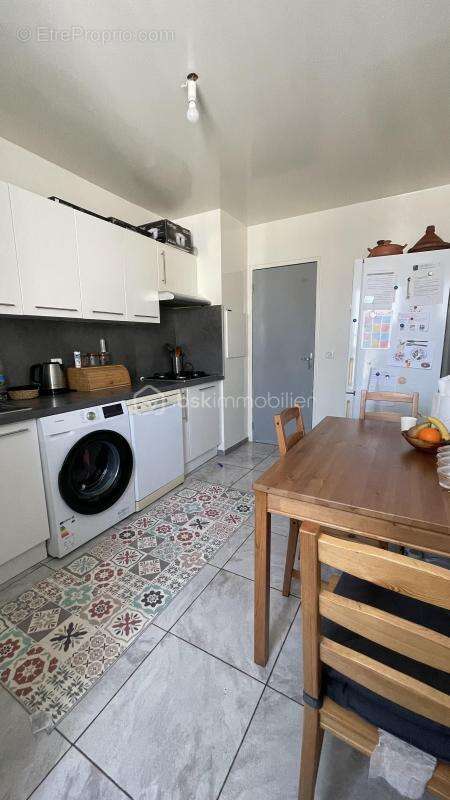 Appartement à THIAIS