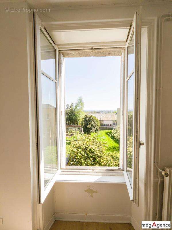 Appartement à FOUGERES