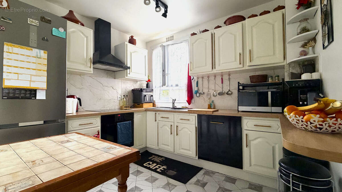 Appartement à LIVRY-GARGAN