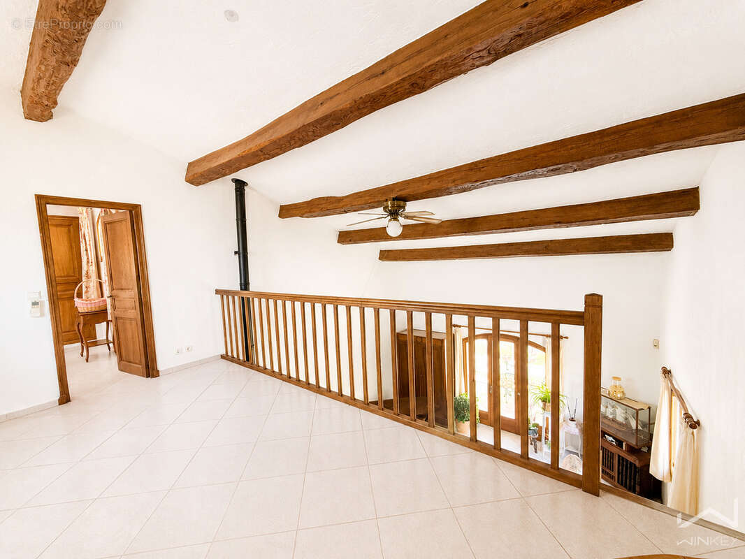 EXCLUSIVITE : MAISON à St-Alexandre (30) -  158 M2 - 3 chambres - 1 bureau - 2 garages - 1 atelier - Terrain 1 - photo 9