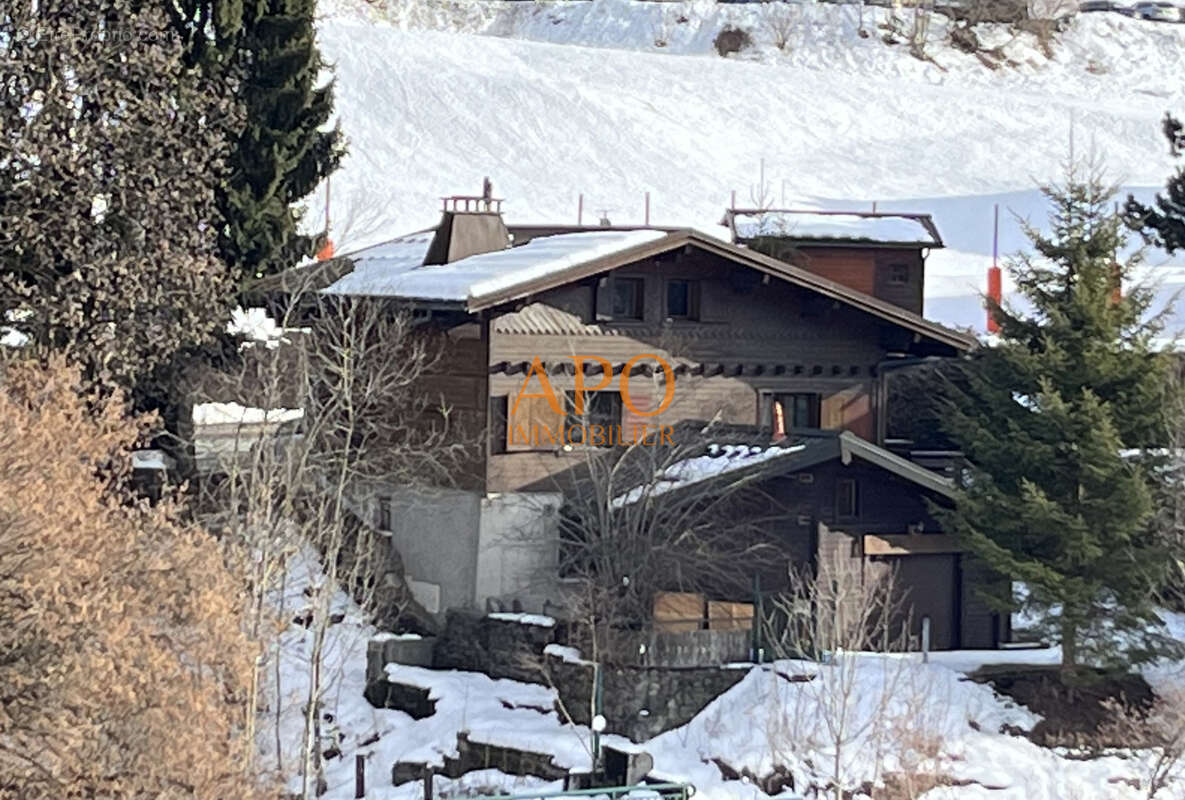Appartement à ARACHES-LA-FRASSE
