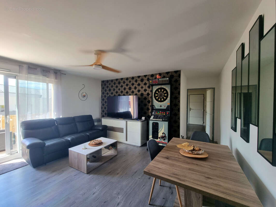 Appartement T3 Saint-Erblon Centre - Ascenseur - Double garage 62.10m2 - photo 4