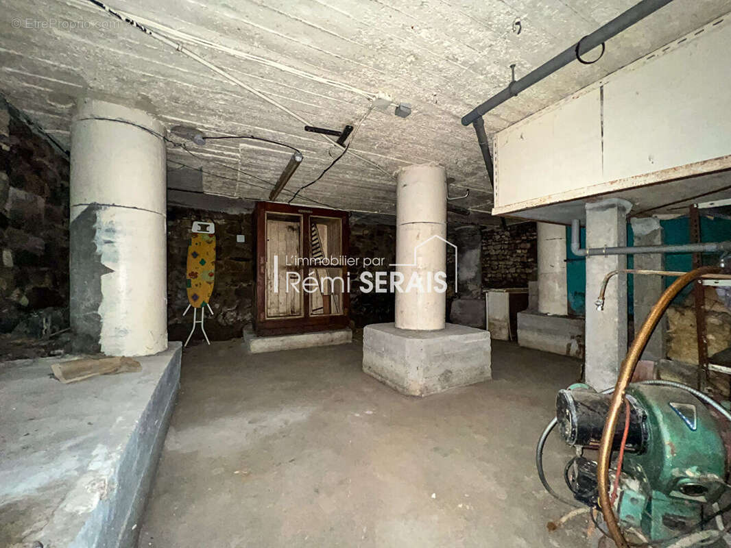 Maison à BELLOU-EN-HOULME