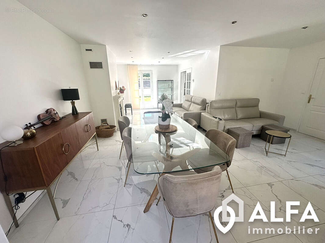 Maison à ENGHIEN-LES-BAINS