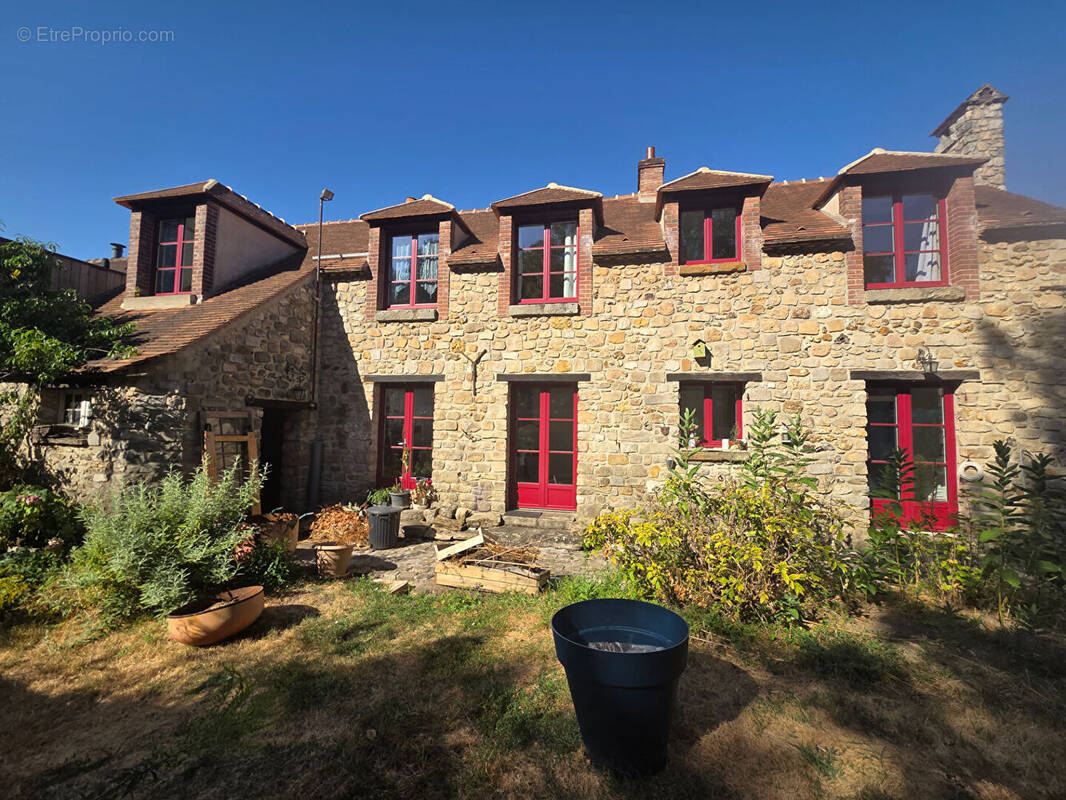 Maison à ROCHEFORT-EN-YVELINES