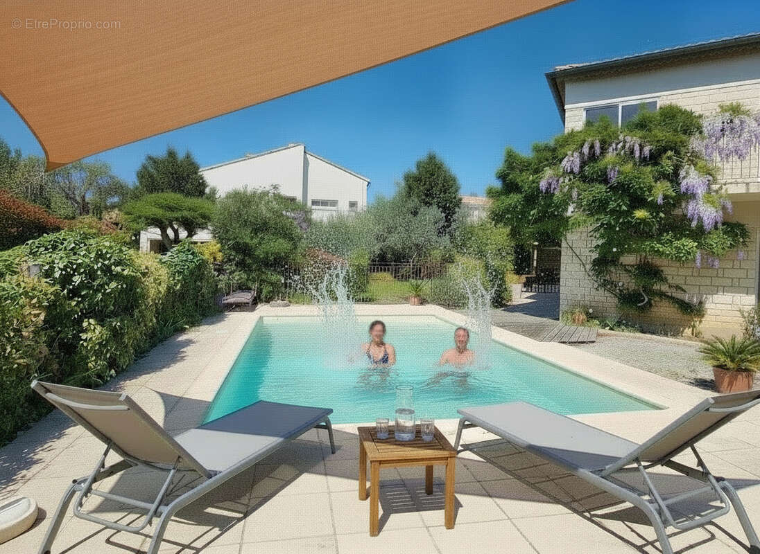 Maison à VILLENEUVE-LES-AVIGNON