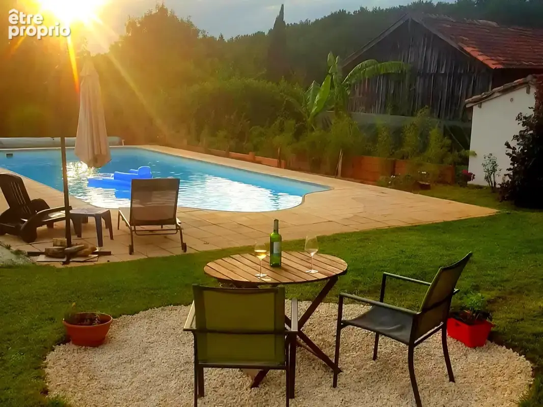 Charmante maison en pierre avec piscine et jardin, située dans un hameau paisible - photo 20