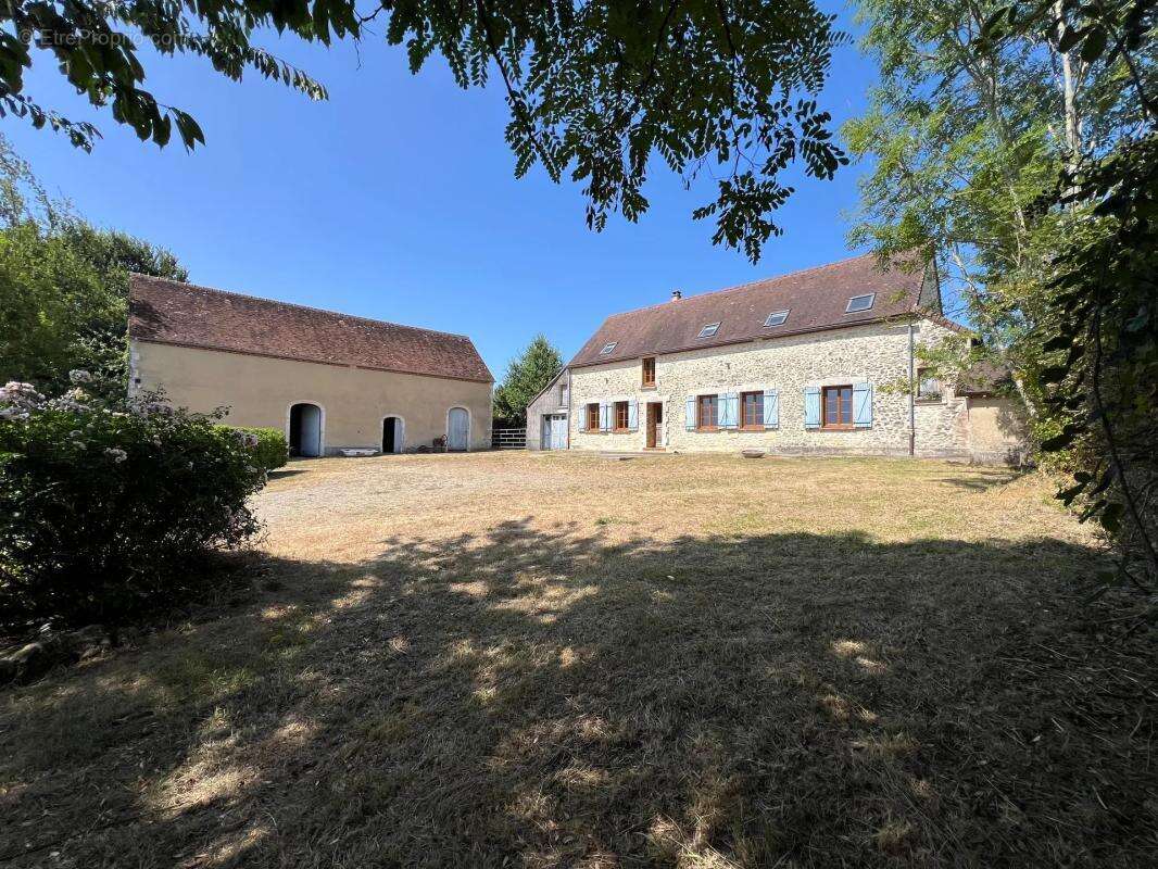 Ancien corps de ferme - 131 m2 sur 7400m² - Perche en Nocé - photo 2