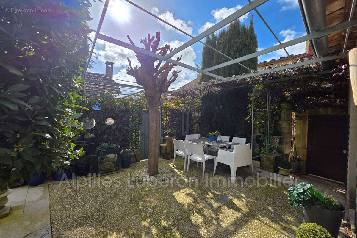 Maison à EYGALIERES