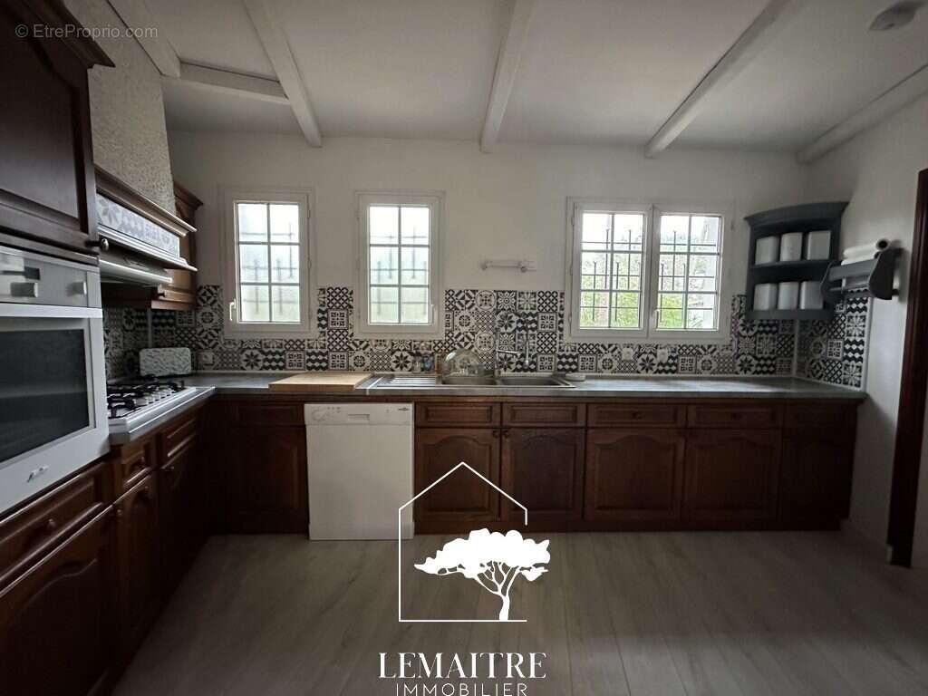 Maison à LES MATHES