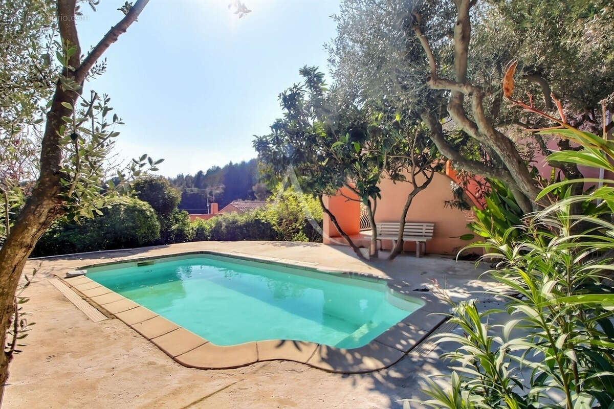 Maison à LE PRADET