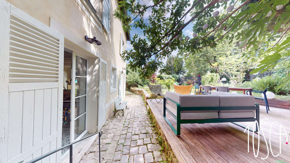 Maison à THIAIS