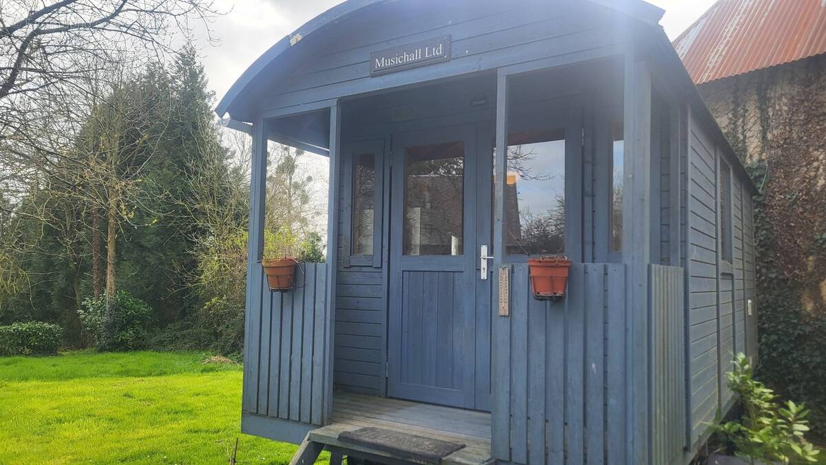 Maison à SAINT-DENIS-LE-GAST