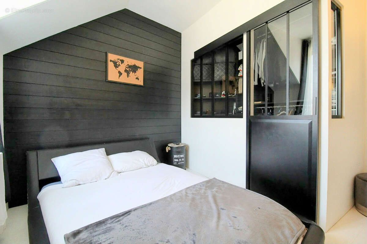 HOUDAN 20 mn - Maison de ville - photo 12