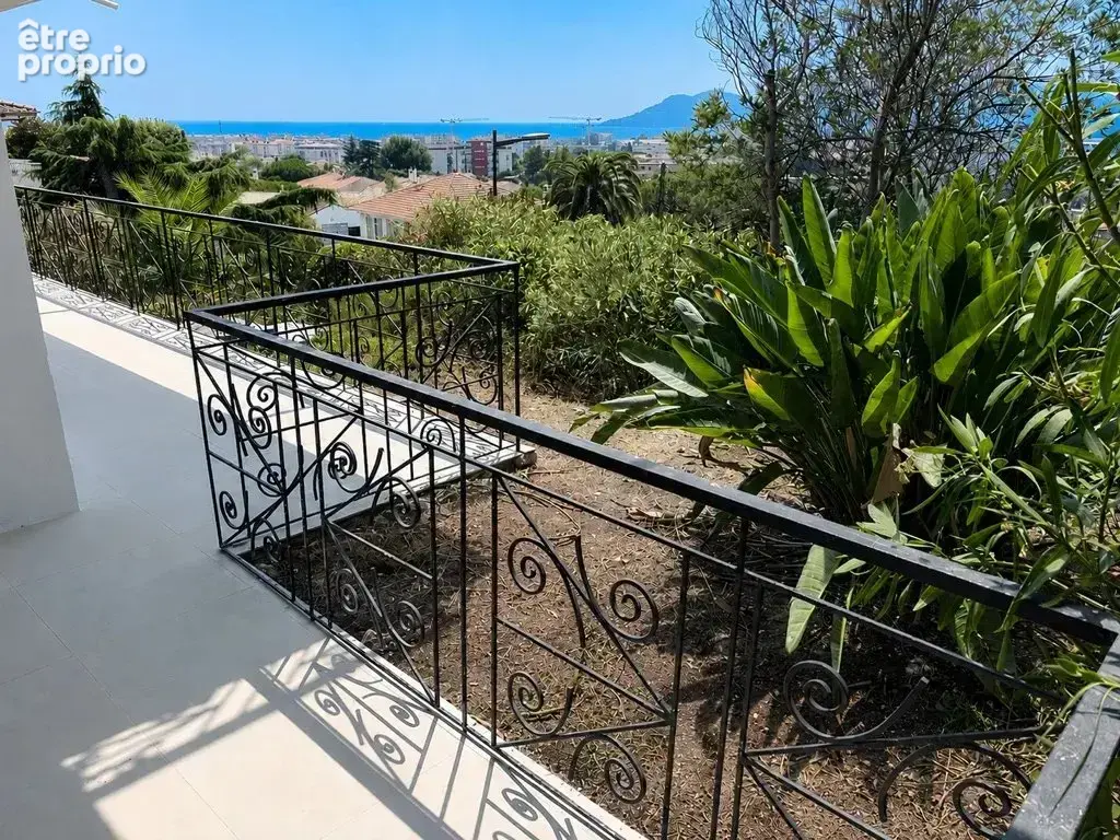 Cannes – Croix des Gardes 4 piéces Vue mer 2 parkings - photo 17