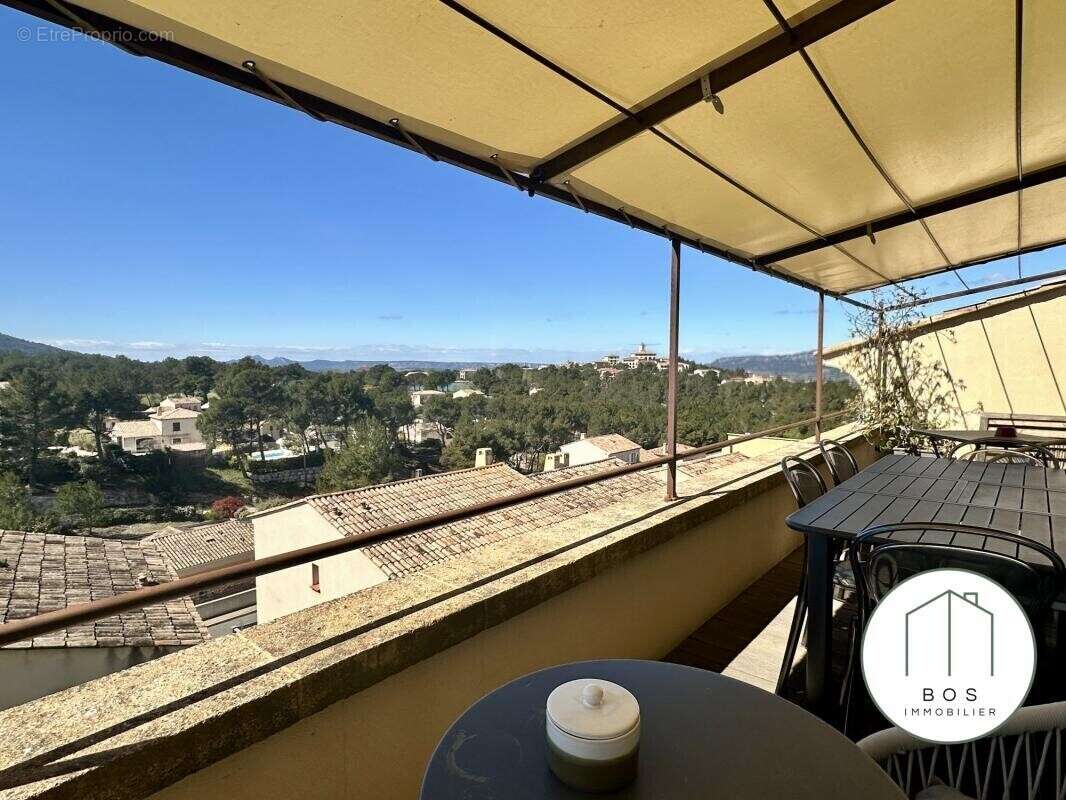 Appartement à MALLEMORT