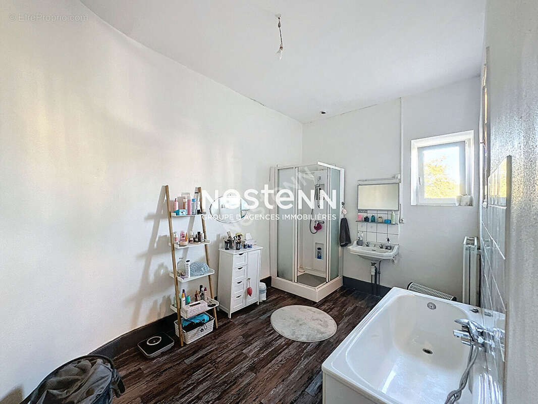 Appartement à SEISSAN