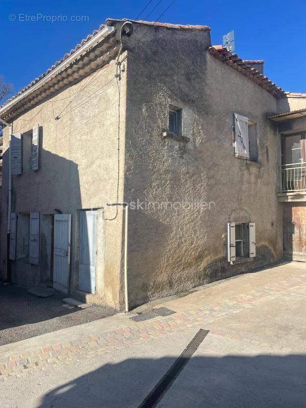 Maison à SAINT-ETIENNE-LES-ORGUES