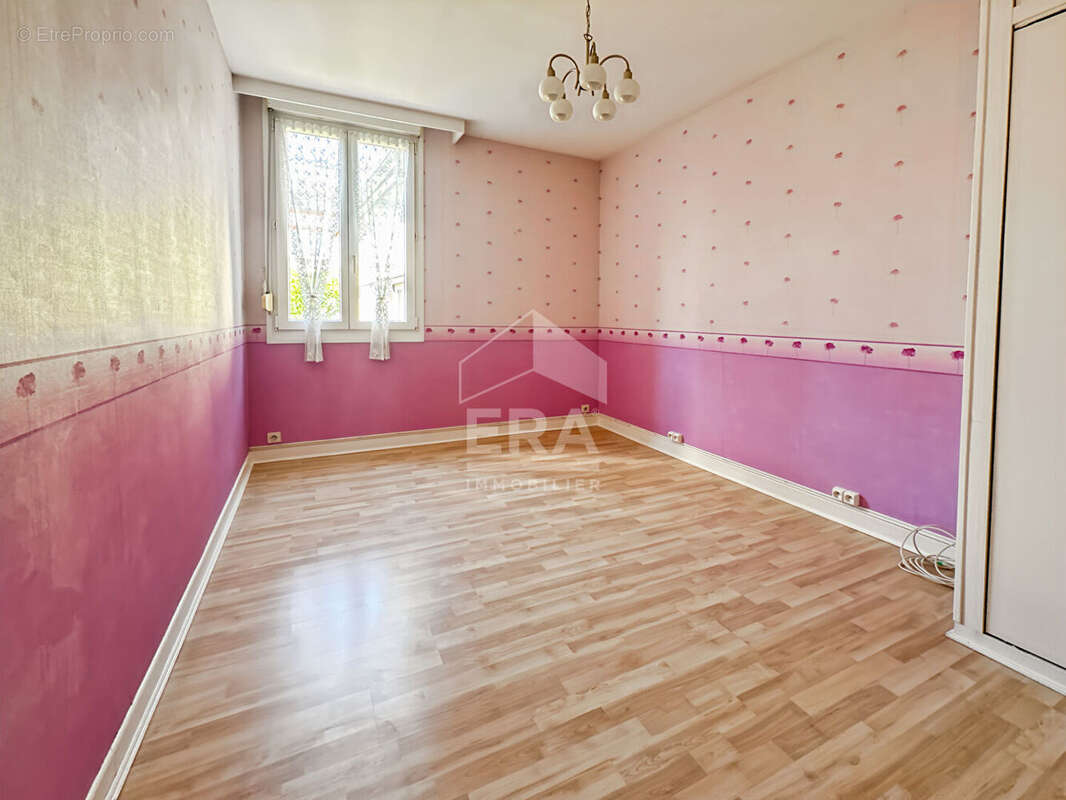 Appartement T5 Spacieux 142m² Reims Aristide Briand / Jean Jaurès - photo 10
