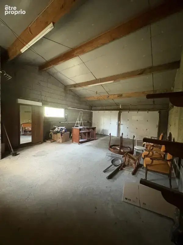Maison Familiale avec Trois belles chambres et deux garages - photo 20