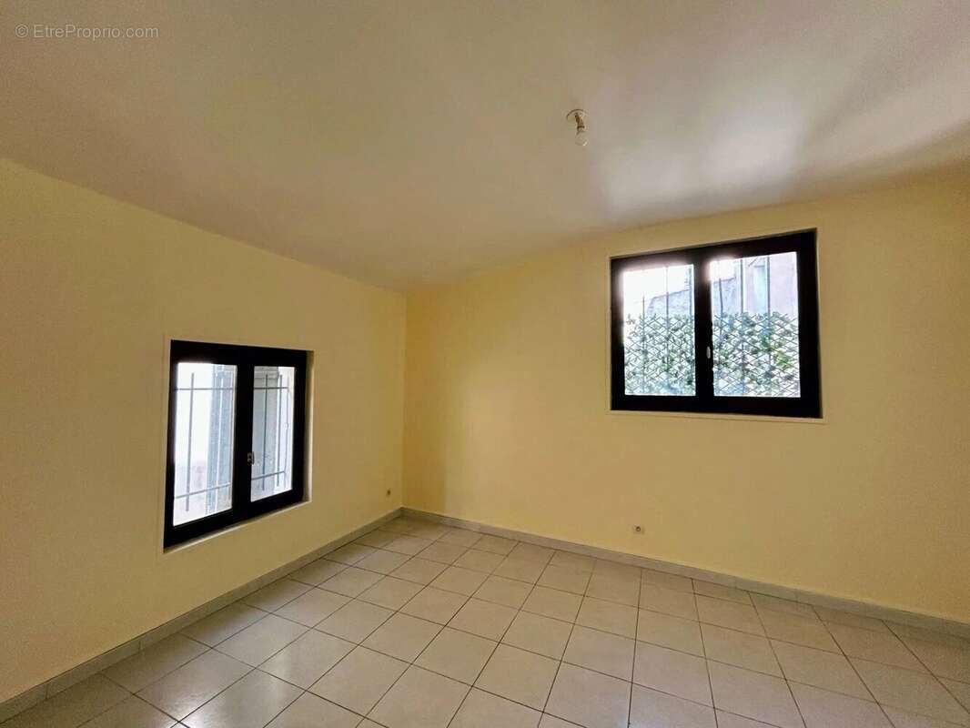 Appartement à BEZIERS