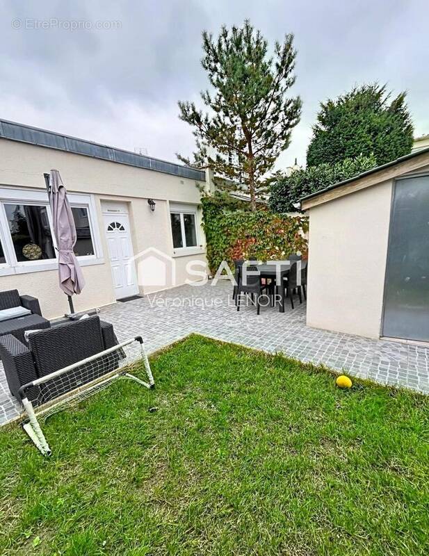 Photo 1 - Maison à CHATOU