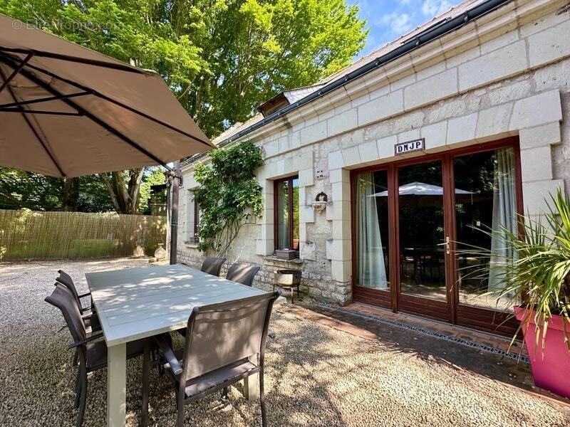 Maison à VARENNES-SUR-LOIRE