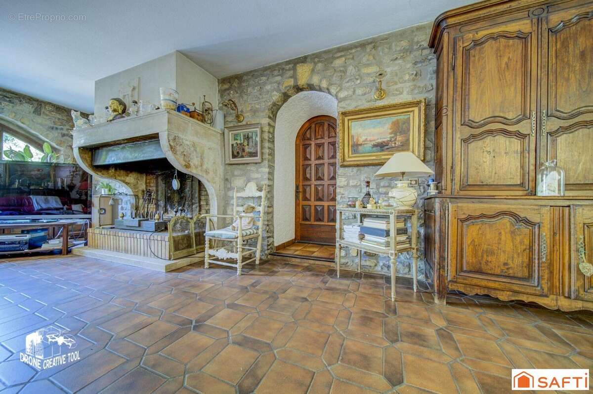 Maison 351 m² à Vantoux  - photo 6