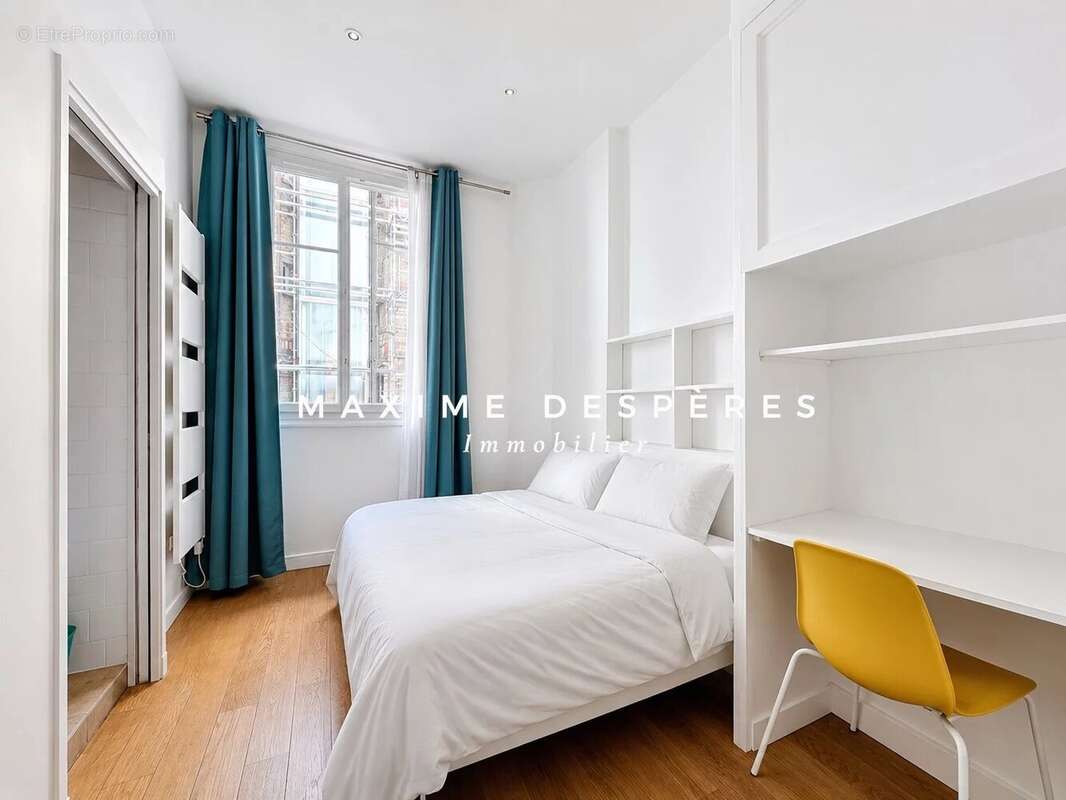 Appartement à NEUILLY-SUR-SEINE