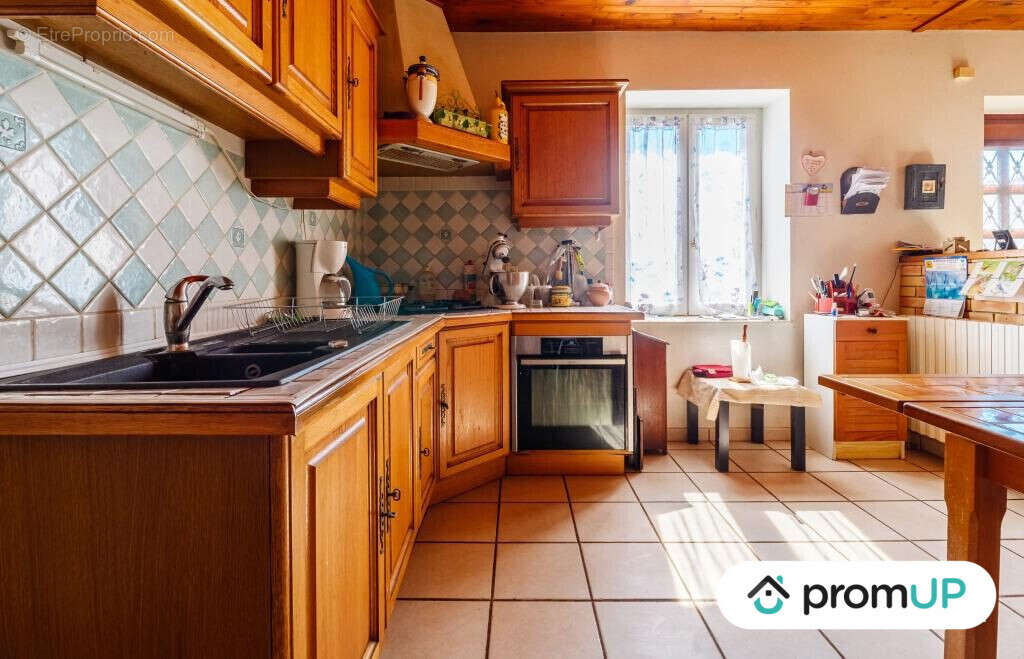 Maison à L&#039;HOPITAL-LE-GRAND