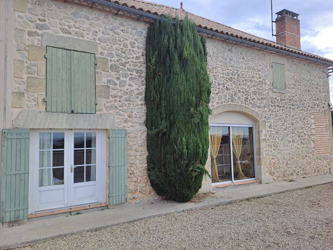 Maison à SAINTE-BAZEILLE