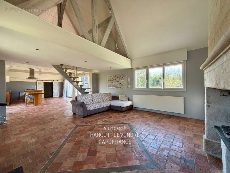 Maison à SOULAIRE-ET-BOURG