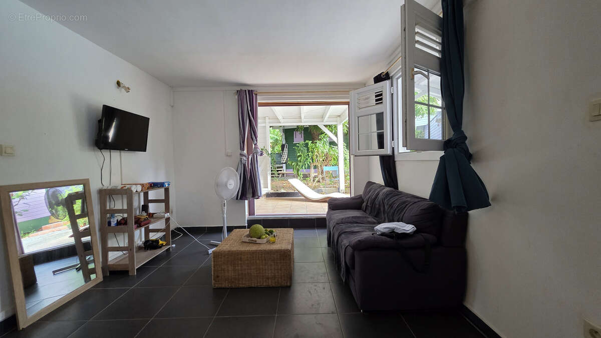 Appartement à CASE-PILOTE