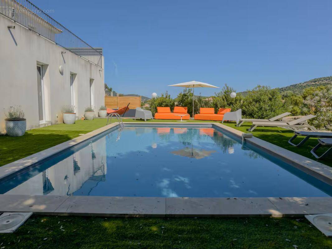 Maison à SAINT-FLORENT