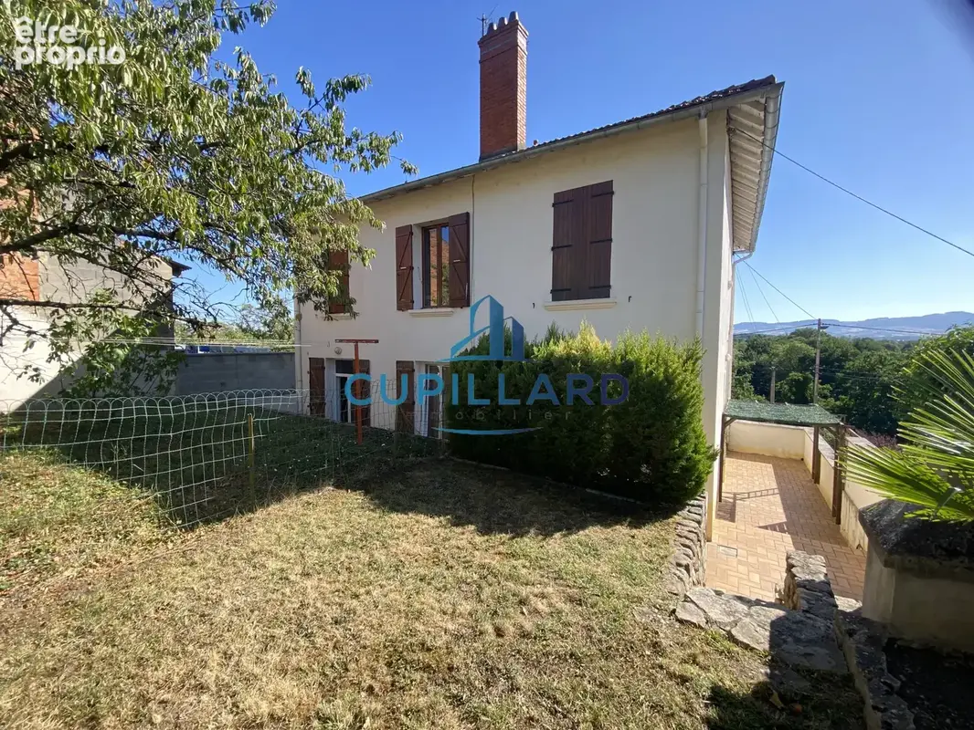 Maison à RIORGES