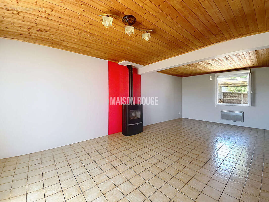 HIREL - Maison avec travaux et beau potentiel sur 835 m², proche Dol-de-Bretagne et baie du Mont-Saint-Miche - photo 4