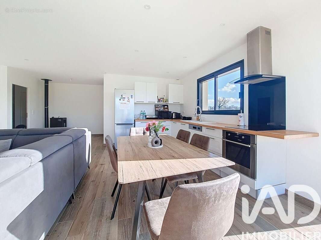 Photo 3 - Maison à MARTIGNE-FERCHAUD