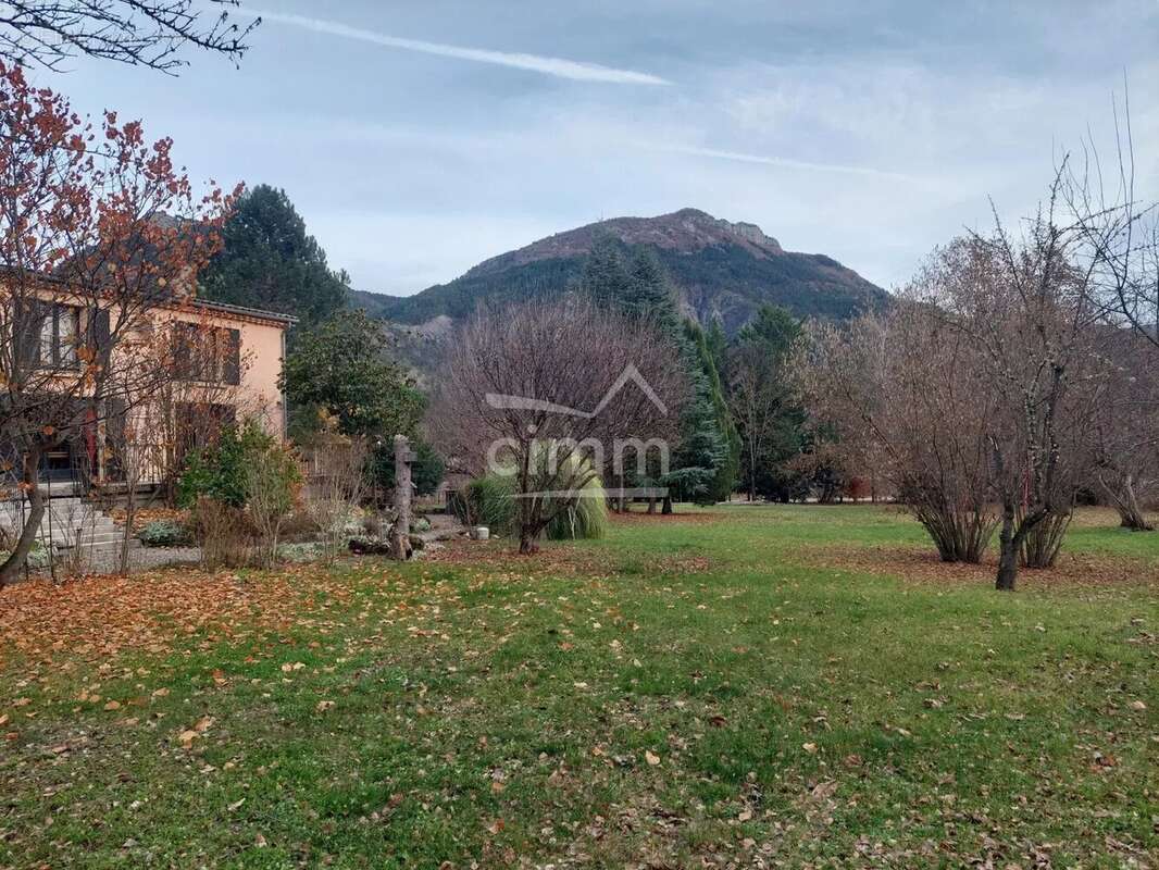 Maison à LA MOTTE-DU-CAIRE